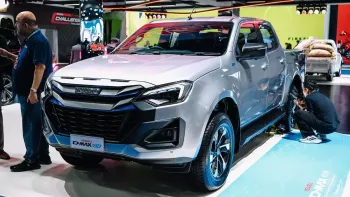 Ngắm hình ảnh "bằng xương, bằng thịt" của Isuzu D-Max EV mới được bán ở Đông Nam Á