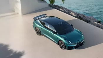 Sedan thể thao Lynk & Co 10+ lộ diện với cánh gió đuôi cỡ lớn, công suất tối đa hơn 900 mã lực