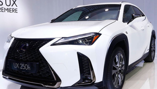Đánh giá nhanh UX 2019 - crossover hạng sang mới nhất và nhỏ nhất của Lexus