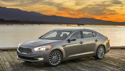 Kia K900 2018 bất ngờ tăng giá dù thế hệ mới sắp ra mắt vào tuần sau