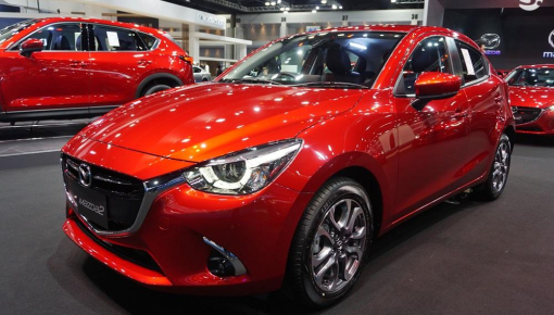 Mazda2 2018 trình làng với nhiều trang bị hiện đại hơn