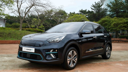 Kia Niro EV 2018 trình làng, có thể chạy gần 400 km sau khi sạc