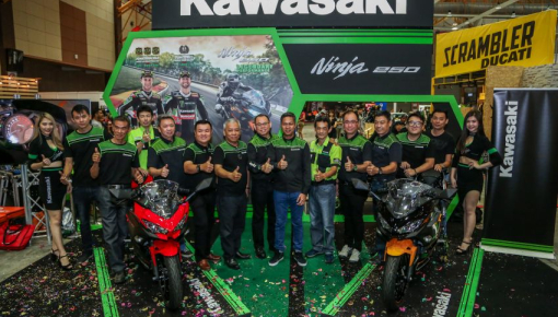 Kawasaki Ninja 250 2018 trình làng với thiết kế không đổi, giá khởi điểm 131,5 triệu đồng