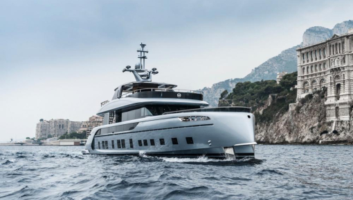 Siêu du thuyền mang phong cách Porsche Design chính thức trình làng