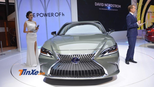 VMS 2018: Lexus phô diễn công nghệ Hybrid với tân binh ES 300h 2019