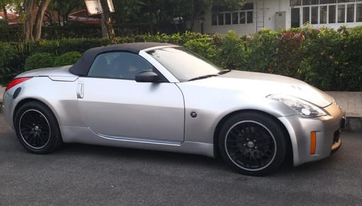 Không chỉ có bộ sưu tập xe hơn 450 tỷ đồng, Chủ tịch Trung Nguyên còn sở hữu cả xe mui trần "giá rẻ" này