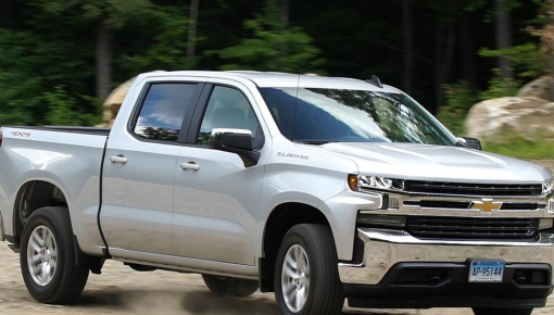 Đánh giá nhanh Chevrolet Silverado 2019 bản Mỹ: Đẹp hơn, khỏe hơn so với đời trước