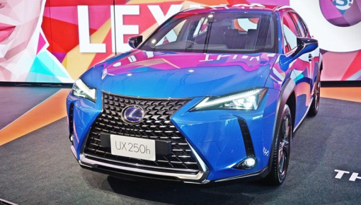 Lexus UX 2019 - đối thủ của Mercedes-Benz GLA - được bày bán tại Đông Nam Á, giá từ 1,82 tỷ đồng