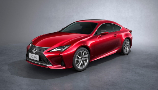 Giá từ 3,27 tỷ đồng, coupe thể thao Lexus RC 300 2019 sẵn sàng chinh phục người Việt