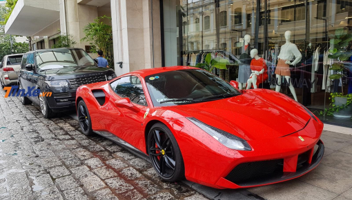 Trước giờ cưới của Cường "Đô-la", Ferrari 488 GTB của Tuấn Hưng đỗ tại khách sạn cao cấp ở Sài thành