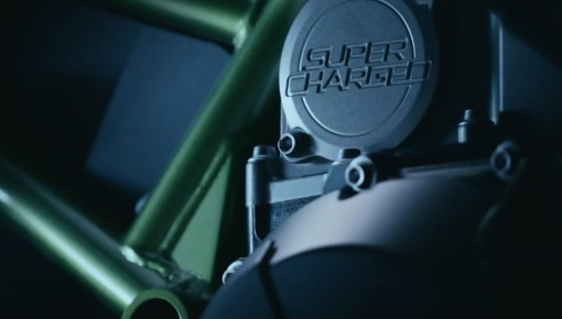 Thiết kế "Siêu naked bike" Kawasaki Z Supercharged lộ diện trong đoạn video mới