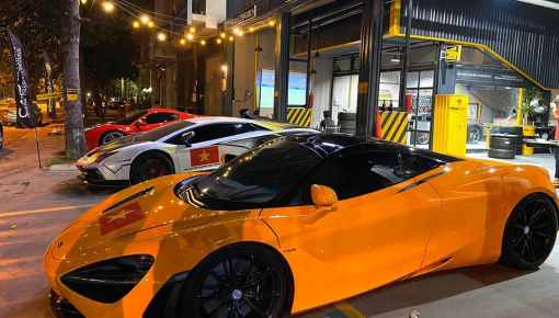 Ăn mừng U22 Việt Nam lần đầu lên ngôi vương tại Sea Games theo cách của đoàn Car Passion