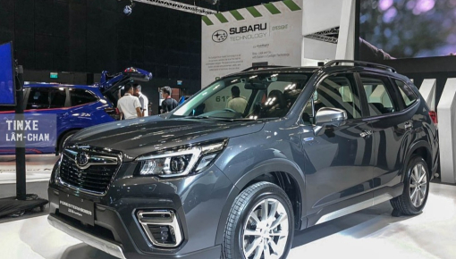 Subaru Forester e-Boxer hoàn toàn mới chính thức được vén màn tại Triển lãm Ô tô Singapore 2020