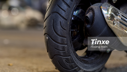 Lốp xe ga bị xịt: Nguyên nhân, hậu quả và cách nhận biết