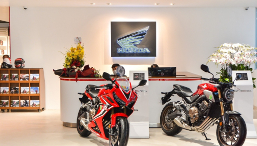 Phục vụ “dân chơi” khu vực miền Bắc, Hà Nội chính thức có showroom phân khối lớn Honda đầu tiên