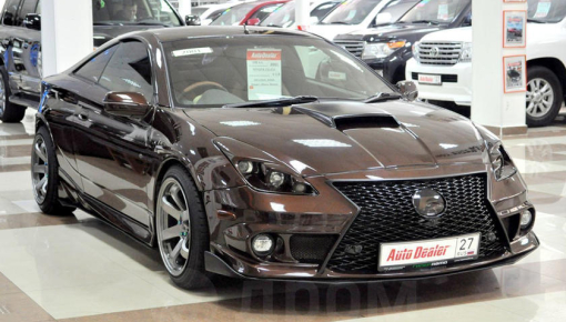 Chiếc Lexus LC 500 "giả cầy" này được chế tạo từ xe Toyota cũ, có giá 10.000 USD