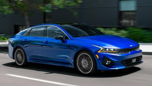 Rò rỉ giá xe Kia K5 2021, rẻ hơn 2 đối thủ Toyota Camry và Honda Accord