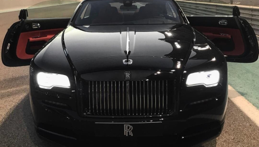 Giá xe Rolls-Royce Wraith Black Badge mới nhất năm 2024 tại Việt Nam