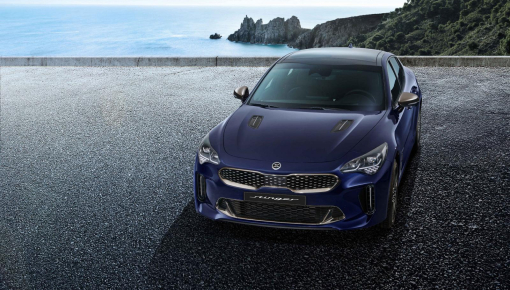 Sedan thể thao Kia Stinger 2021 lộ diện với loạt nâng cấp về cả ngoại hình lẫn nội thất