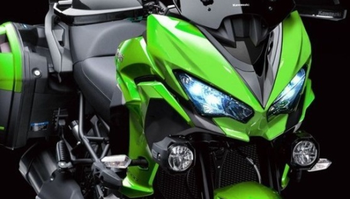 Kawasaki Versys 650 thế hệ mới ra mắt vào cuối năm nay, sở hữu thiết kế giống Ninja 400 cùng đồng hồ màu TFT