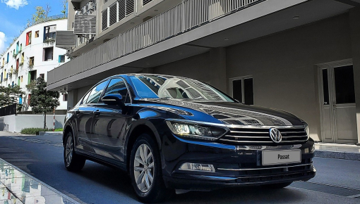 Đấu Toyota Camry, Volkswagen Passat BlueMotion được giảm giá tới 177 triệu đồng, rẻ hơn Honda Accord