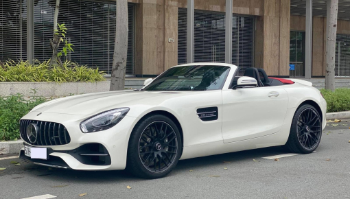 Mercedes-AMG GT Roadster độc nhất Việt Nam chính thức có "hộ khẩu" tại Sài thành