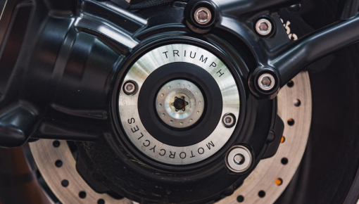 Mô tô tiền tỷ Triumph Rocket 3 bị triệu hồi vì lỗi phanh nguy hiểm