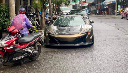 Video: McLaren 650S Spider độ Liberty Walk lăn bánh ở Đà Nẵng với bộ áo ấn tượng và 1 chi tiết gây tò mò