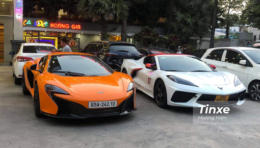 Chevrolet Corvette C8 độc nhất Việt Nam với biển số xe dịch vụ bất ngờ xuất hiện cùng McLaren 650S Spider