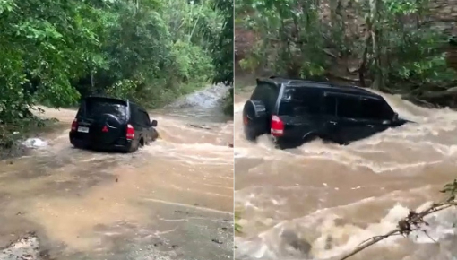 Video: Băng qua sông nước chảy cuồn cuộn, người lái chiếc SUV Mitsubishi Pajero nhận cái kết "đắng"