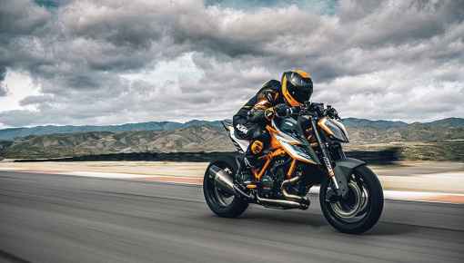 Siêu naked bike KTM 1290 Super Duke RR "cháy hàng" chỉ sau 48 phút dù có giá cao ngất ngưởng