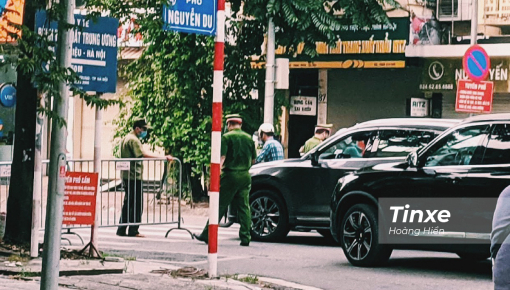 Hà Nội thống nhất các loại giấy tờ cần sử dụng khi đi đường trong thời gian giãn cách