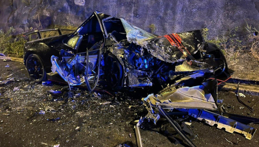 Siêu xe Lamborghini Huracan Performante nát bét trong vụ tai nạn giữa 3 ô tô khiến 6 người thương vong