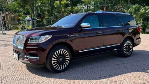Lincoln Navigator Black Label L siêu biển tứ quý 9 của doanh nhân Phú Thọ