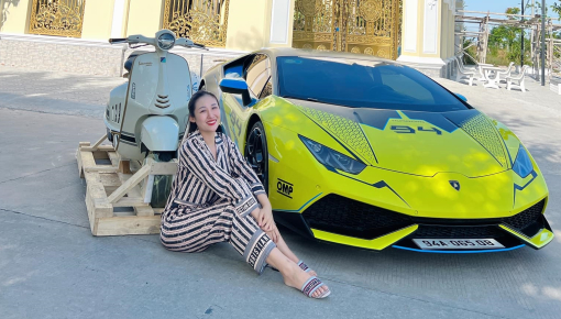Cô gái 9X Bạc Liêu sở hữu siêu phẩm tay ga Vespa 946 Christian Dior, giá mua có thể bằng Mercedes-Benz C180 2022