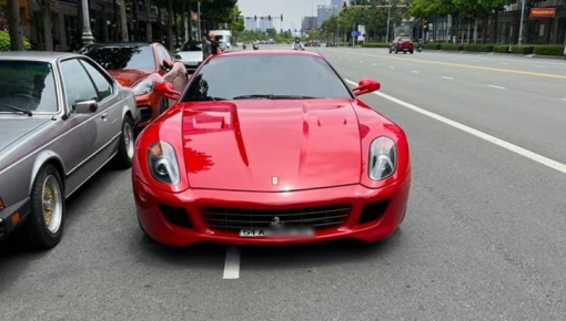 Ferrari 599 GTB Fiorano đầu tiên Việt Nam trở về màu sơn chuẩn "ngựa chiến"