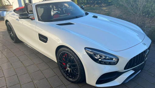 Xe thể thao mui trần Mercedes-AMG GT Roadster "nhăm nhe" về nước