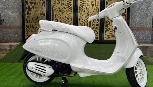 Dân buôn gom hàng, đẩy giá "bạch mã" Vespa Sprint Justin Bieber lên đến 192 triệu đồng