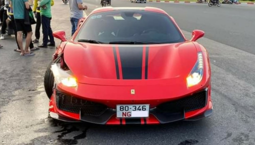 Người điều khiển siêu xe Ferrari gây tai nạn chết người ở Hà Nội đã ra đầu thú