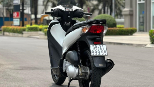 Thương lái hét giá Honda SH nhập Ý đời 2012 đến 3,9 tỷ đồng: Biển siêu ngũ quý 9, số máy tứ quý 3