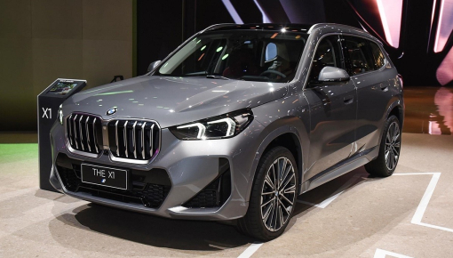 BMW X1 Li 2023 trình làng như minh chứng cho thấy xe nào ở Trung Quốc cũng có thể phóng to và kéo dài
