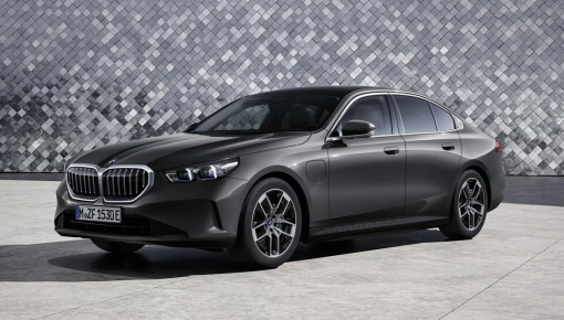 BMW 5-Series 2024 chính thức trình làng, khách hàng "thở phào" vì thiết kế không giống 7-Series
