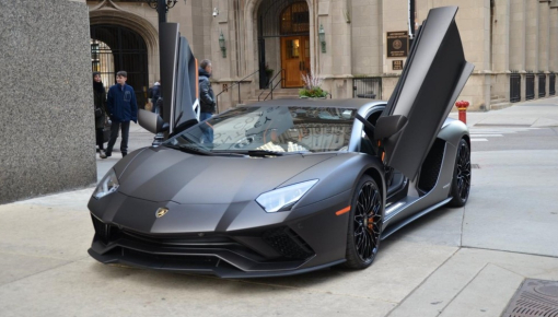 Video hé lộ "nhan sắc" của siêu xe Lamborghini Aventador S "Batman" từng xuất hiện tại Việt Nam