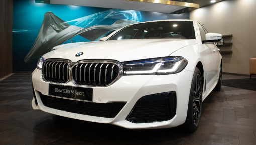 BMW 5-Series được công bố giá ưu đãi chỉ còn từ 1,859 tỷ đồng, rẻ ngang 3-Series bản cao cấp