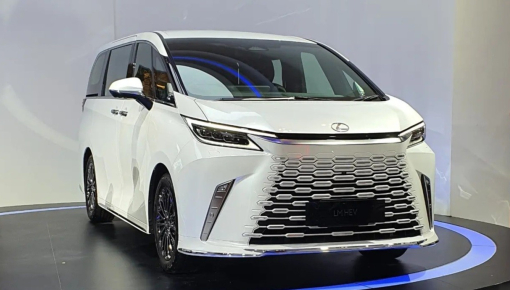 MPV hạng sang Lexus LM 2024 cập bến Đông Nam Á cùng "người anh em" Toyota Alphard mới