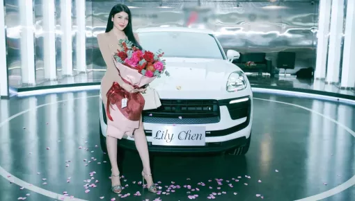 Không còn hứng thú với xe Mercedes-Maybach, "chân dài" Lily Chen tậu Porsche Macan hơn 3,3 tỷ đồng