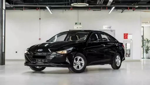 Xả hàng tồn, đại lý giảm tiền mặt cho Hyundai Elantra, bản tiêu chuẩn rẻ như Accent