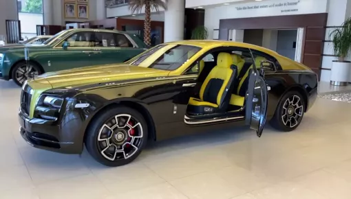Đánh giá nhanh Rolls-Royce Wraith Black Badge mới cập bến Việt Nam: Bản giới hạn dành cho các đại gia dầu mỏ