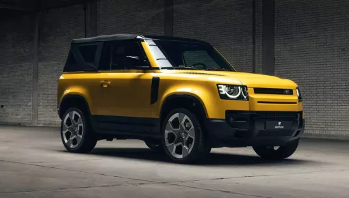 Nhiều tiền có thể mua được đủ thứ, Land Rover Defender mui trần xuất hiện nhưng tiền công đã 2,2 tỷ đồng