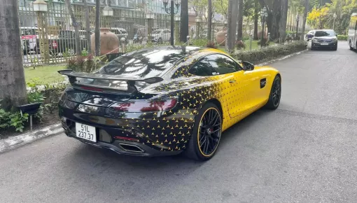 Rao bán chưa được vài tiếng, Mercedes-AMG GT S đã về đội xe của người này, sở hữu hơn 10 xe Mercedes-AMG